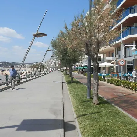 Apartmán A 17 M. De La Playa *