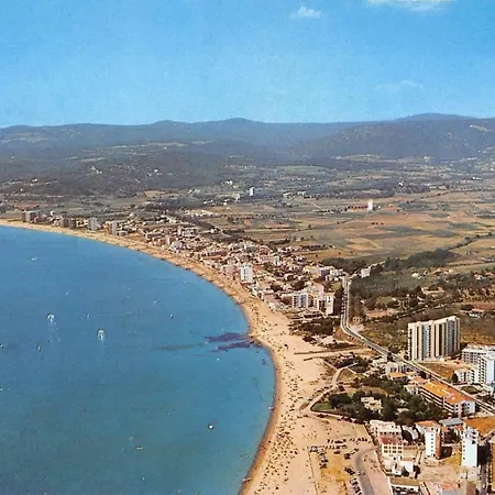 A 17 M. De La Playa